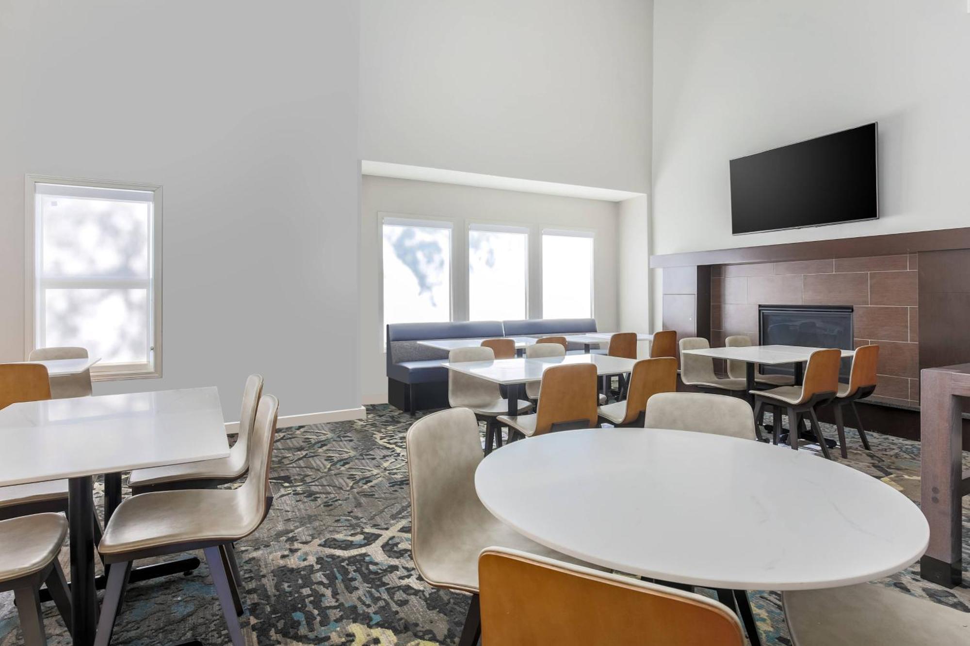Residence Inn By Marriott Atlanta Cumberland/Galleria Smyrna Exterior photo