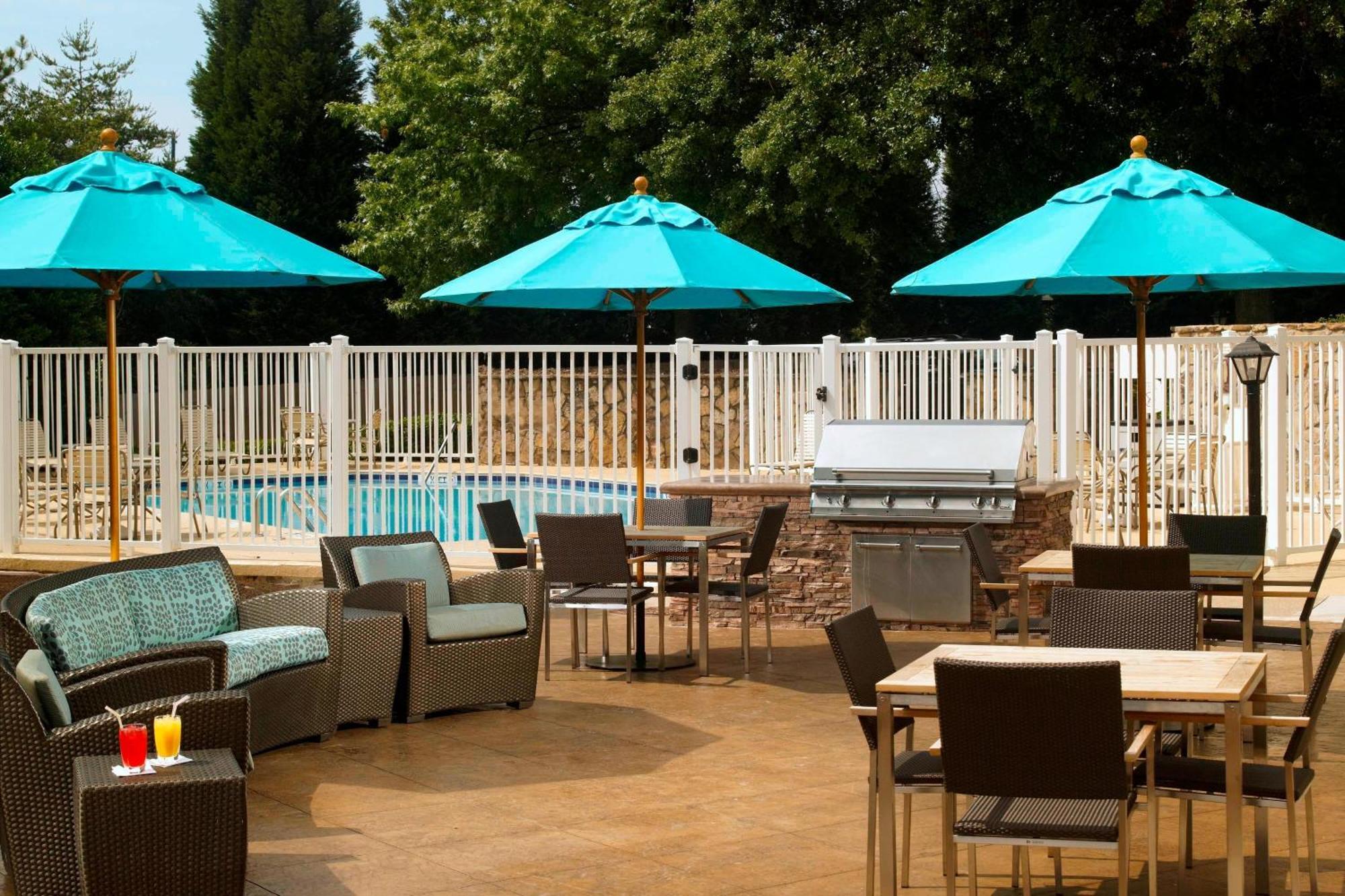 Residence Inn By Marriott Atlanta Cumberland/Galleria Smyrna Exterior photo